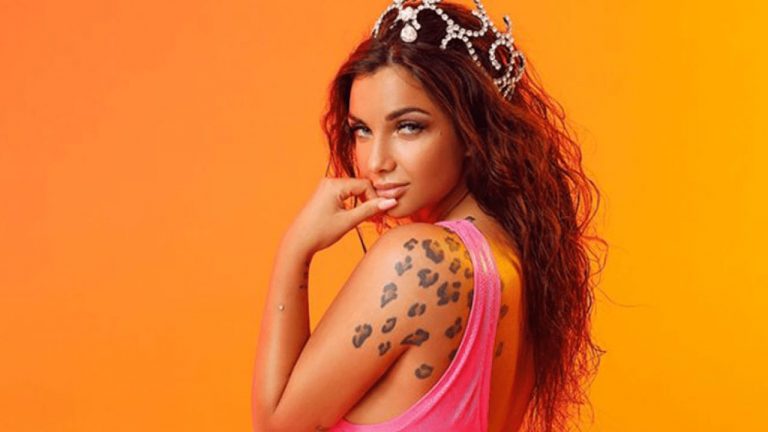 Elettra Lamborghini Incinta La Cantante Svela Tutto Sui Social