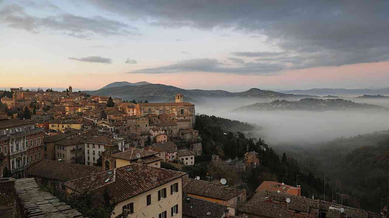 He gone to italy. Мачерата Италия. Мачерата Италия город. Умбрия Центральная Италия. Мачерата город в Италии фото.