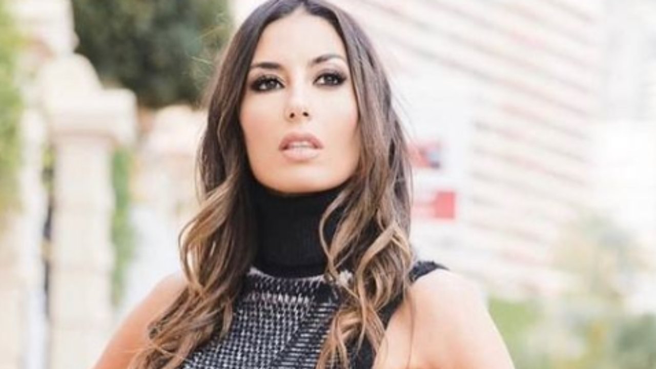 "Quello Sguardo Lì" Elisabetta Gregoraci, Tra Fascino E Seduzione: I ...