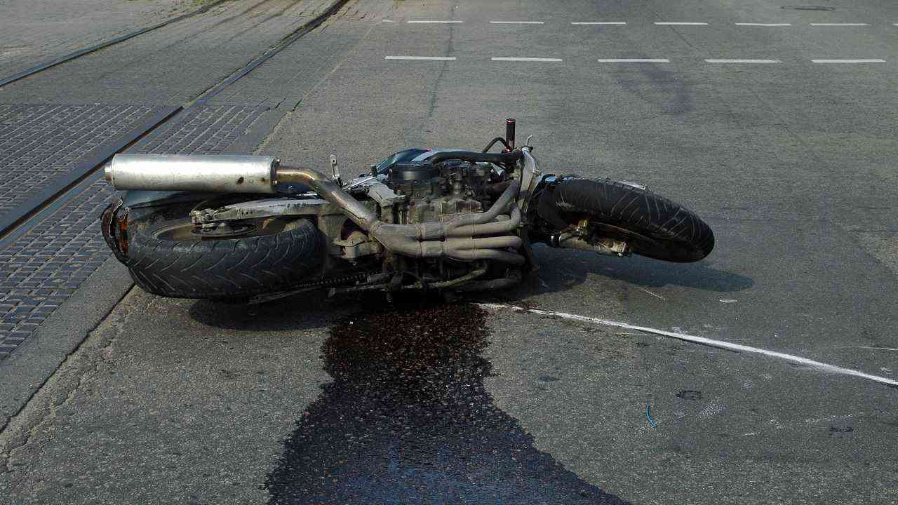 Catania, Tragico Incidente In Moto: Morto Uomo Di 32 Anni