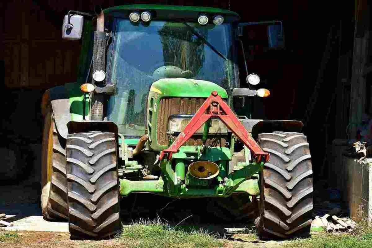 Soave trattore si ribalta morto agricoltore